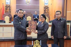 Ranperda Tentang Rencana Tata Ruang Wilayah (RTRW) Kabupaten Jembrana Tahun 2022-2042 akhirnya disahkan menjadi Perda.