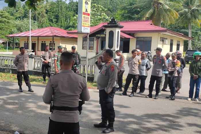 Sebanyak 50 personel anggota polisi dari kesatuan Brimob Polda Maluku dan Sabhara Polresta Pulau Ambon, di siagakan untuk mencegah bentrokan dua warga desa di Maluku Tengah.