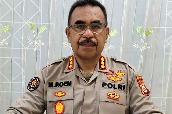 Kepala Bidang Humas Polda Maluku, Kombes Pol Drs. Mohamad Roem Ohoirat.