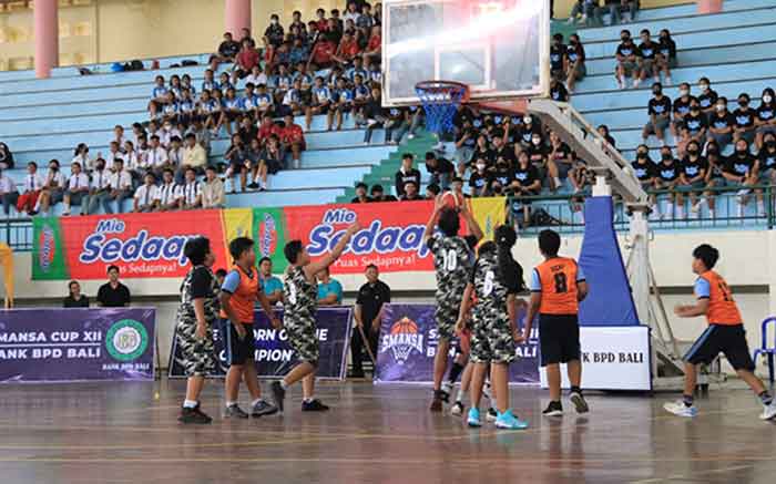 Wabup Ipat Buka Turnamen Basket SMANSA Cup XII 2023