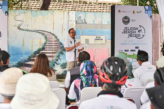 Sekretaris Ditjen Pengelolaan Sampah, Limbah, dan B3 (PSLB3) Sayid Muhadhar