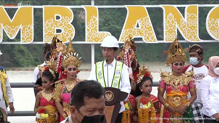 Presiden Jokowi saat meresmikan bendungan Tamblang yang terletak di Kabupaten Buleleng, Bali