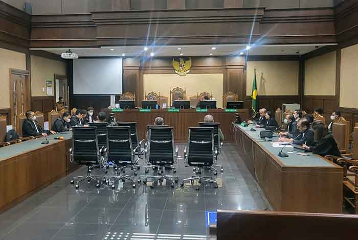 Suasana sidang perkara dugaan koruspi impor baja