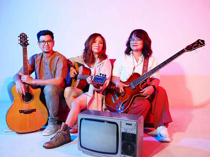 D’CINNAMONS Rilis Single Cinta Super-Catchy Berjudul “Kunang-Kunang”