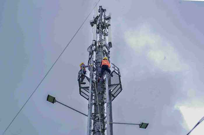 Pembongkaran 48 menara telekomunikasi dan atau Base Transceiver Station (BTS) di Kabupaten Badung.