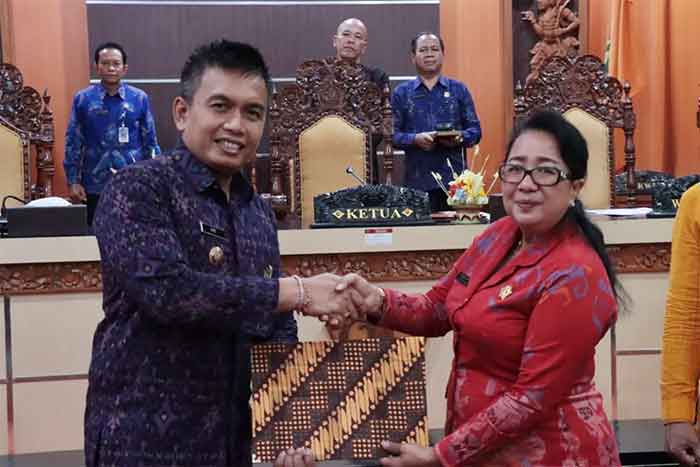 Dua Rancangan Peraturan Daerah (ranperda) inisiatif DPRD ditetapkan menjadi Perda dalam Rapat Paripurna VIII DPRD Kabupaten Jembrana masa persidangan II Tahun 2022/2023.