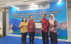 Pemkab Jembrana terima penghargaan kepatuhan Iuran jaminan kesehatan