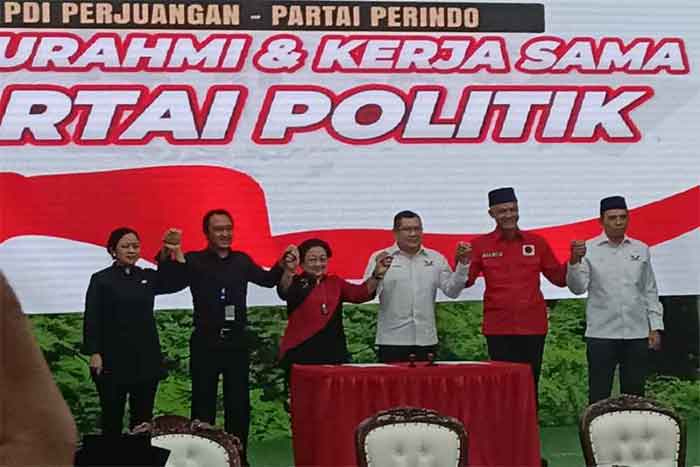 Perindo meneken MoU kerjasama politik dengan PDI Perjuangan di kantor DPP PDI Perjuangan, Jumat (9/6/2023). (Foto: Istimewa)