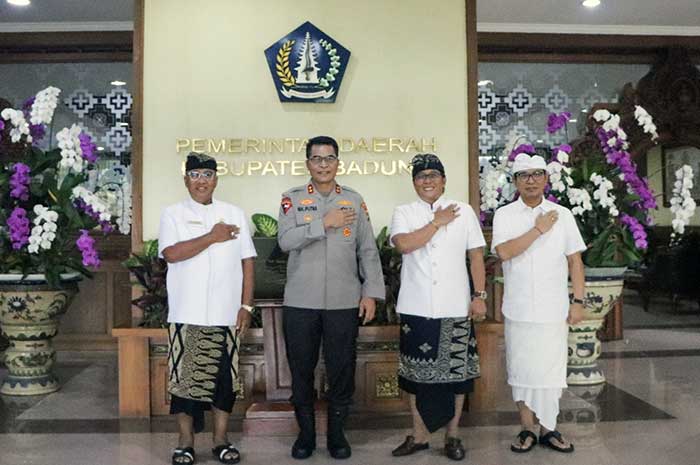 Kapolda-Bali-Kunjungi-Puspem-Badung--(2)