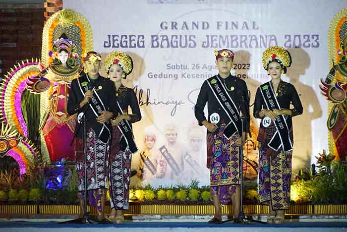 Grand Final Jegeg Bagus Jembrana tahun 2023 dilaksanakan di panggung terbuka Gedung Kesenian Ir. Soekarno, Sabtu malam (26/8).