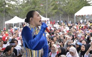 Suasana semarak peringatan HUT Kemerdekaan RI di Wisma Duta Park, Ankara. (Foto: Kemenlu)
