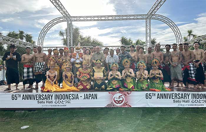 Warga Jepang Nikmati Keindahan Seni Budaya Bali di Ajang Enoshima Bali Sunset 2023