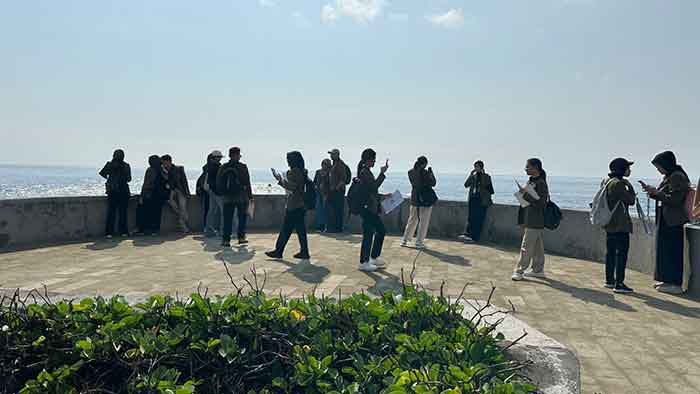 WISATAWAN