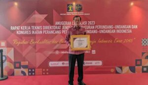 DPRD Bali Raih Penghargaan Anugerah Legislasi