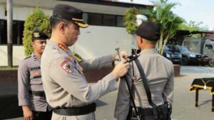 Kapolresta-Ambon-Pimpin-Upacara-Penerimaan-Siswa-768x419