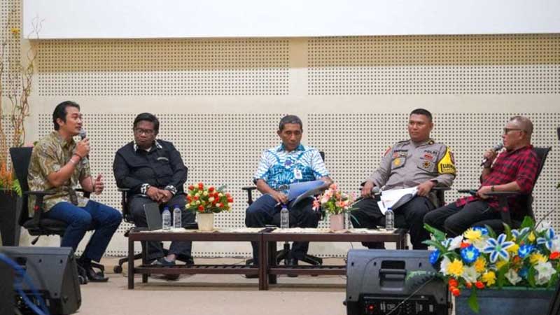 Diskusi-Polda-Maluku-768x512