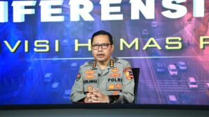 Kabag Renmin Divhumas Polri Kombes. Pol Drs.Saptono Erlangga.