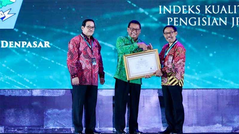 Pemkot Denpasar Raih Anugerah Meritokrasi KASN 2023