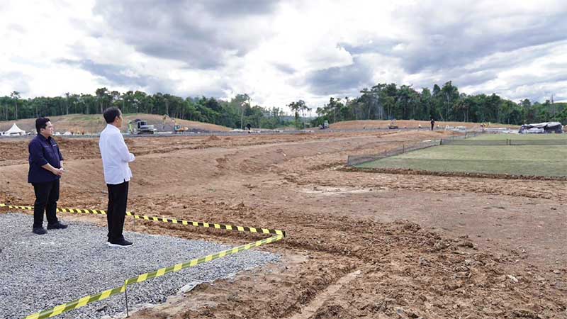 jokowi-tinjau-training-center