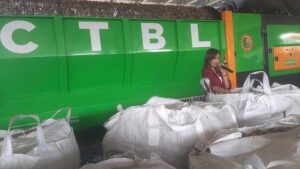 mesin-pengolah-sampah-di-toss-center