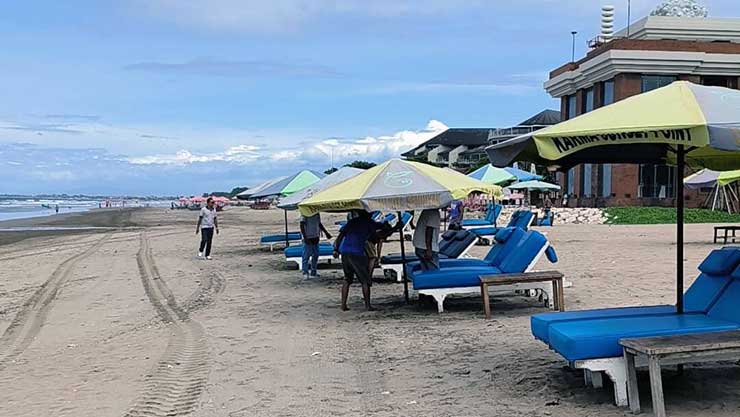 Lindungi Ekosistem Penyu, Dilarang Menyalakan Kembang Api di Pantai Legian