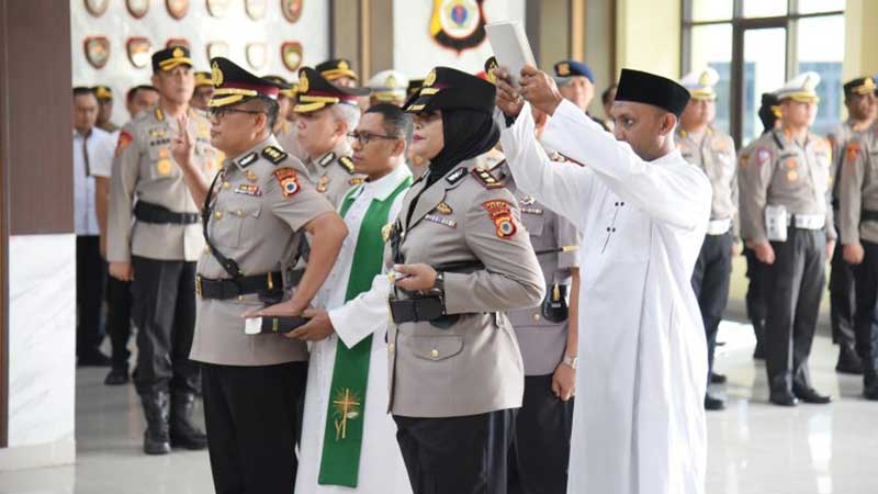AKBP-Sulastri-Sukijang-di-lantik-jabat-Kapolres-Pulau-Buru