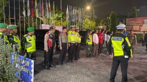 TNI-Polri-di-Lamongan-Patroli-Gabungan,-Sambang-KPU-dan-Bawaslu