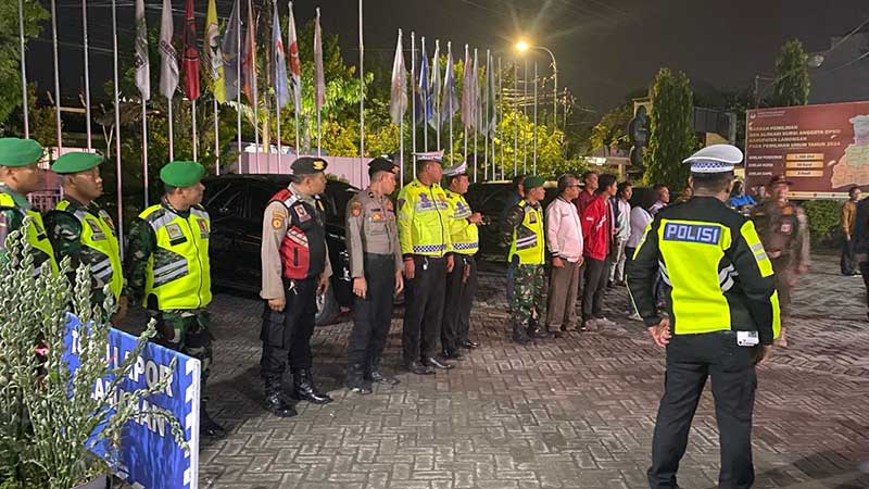 TNI-Polri di Lamongan Patroli Gabungan, Sambang KPU dan Bawaslu