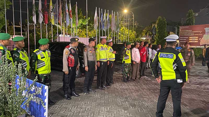 TNI-Polri-di-Lamongan-Patroli-Gabungan,-Sambang-KPU-dan-Bawaslu