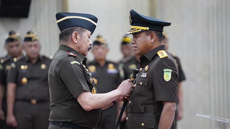 Lantik Kepala Badan Pemulihan Aset, Jaksa Agung: Pembentukan Badan Pemulihan Aset Mewujudkan Penegakan Hukum yang Berorientasi Memulihkan Kerugian Negara