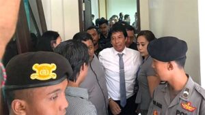 prof-antara