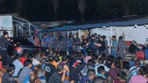 Sebanyak 130 WNI Ditangkap Malaysia, Dituduh Dirikan Kampung…