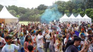 Kemeriahan Holly Festival di Lapangan Puputan Badung