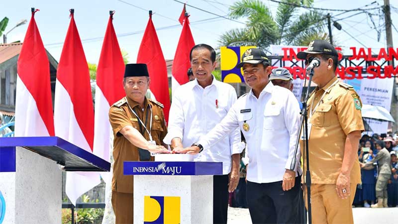 Presiden Jokowi Resmikan Pembangunan Jalan Daerah di Sumatra Utara