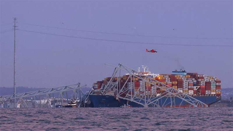 Enam Orang Masih Hilang Imbas Jembatan Baltimore AS Runtuh Ditabrak Kapal Cargo