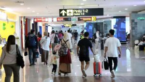 Arus Balik di Bandara