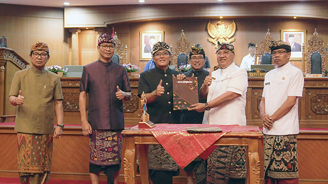 Tanggapi Catatan DPRD Badung, Bupati Giri Prasta: Semua Sekolah Harus Standar Unggulan