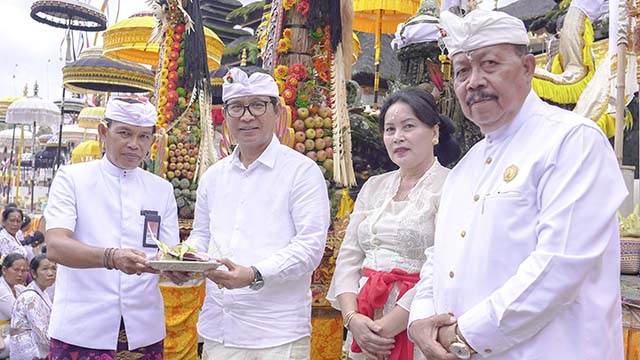 Badung Sediakan Bus Gratis Bagi Masyarakat Yang Ingin Tirtayatra di Wilayah Bali