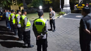 Badung Apel Mapolsek