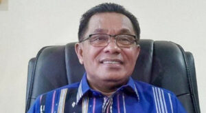Mantan Bupati Kabupaten Kepulauan Tanimbar (KKT), Petrus Fatlolon.