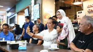 Presiden Jokowi ‘Melali’ ke Lombok Epicentrum Mall, Pengunjung…
