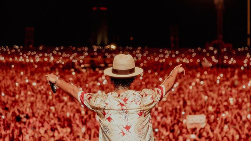 BRUNO MARS