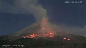 gunung merapi