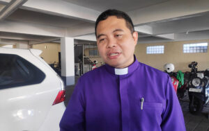 Bishop Si Herman