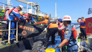 kapal terbakar