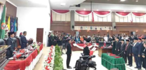 Pengambilan sumpah dan janji 45 Anggota DPRD Provinsi Maluku.
