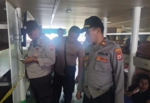 meninggal di atas kapal fery