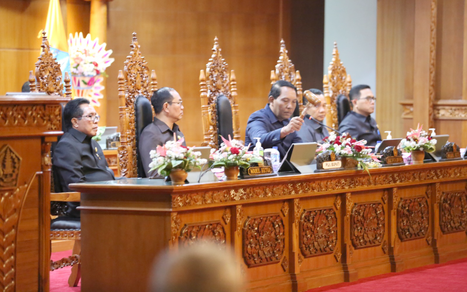rapat Paripurna DPRD Badung dengan pembahasan Rancangan APBD 2024, Rabu (9/10/2024).