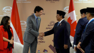 Prabowo Jabat tangan dengan presiden Kanada