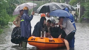 03592 Badung Perahu Karet